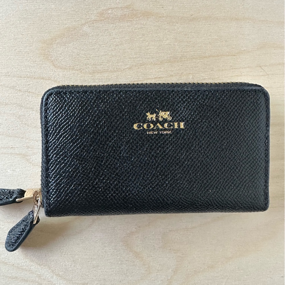 COACH | Small Zip Around Card Case